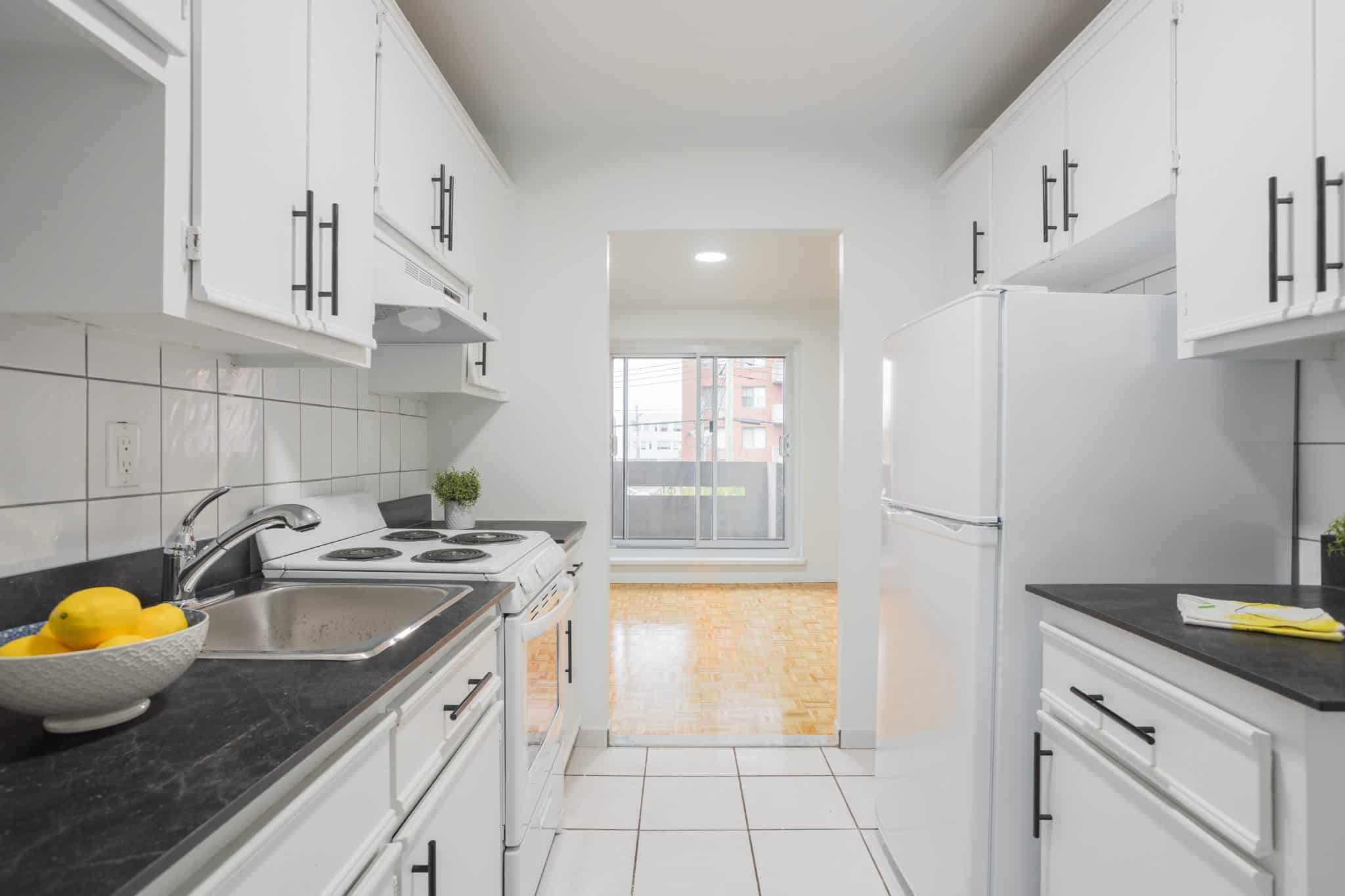 2705 Modugno à Saint-Laurent